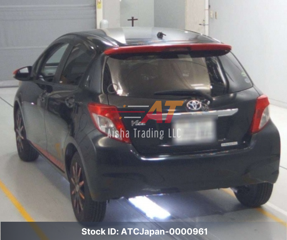 2013 TOYOTA VITZ F